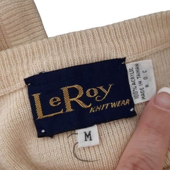 VTG 70s Leroy Ivory Floral Embroidered Sleeveless Button Front Sweater Vest M - Picture 6 of 11